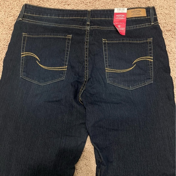 Signature Levi Strauss Women’s 16S Mid Rise Modern Boot Cut Dark Stretch Denim - Picture 6 of 9